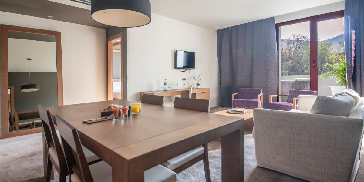 Suite Blau Hotel Las Caldas Asturias Suite Blau Hotel Las Caldas Asturias