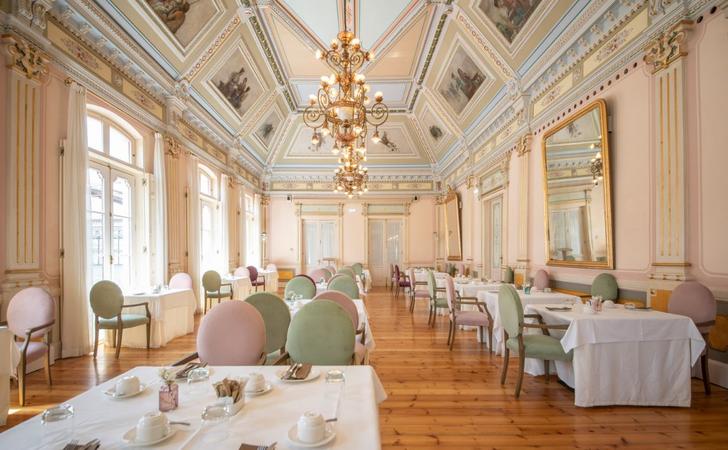 Hall of mirrors Blau Hotel Las Caldas Asturias Hall of mirrors Blau Hotel Las Caldas Asturias