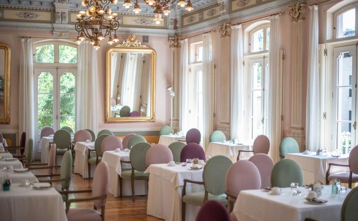 Hall of mirrors Blau Hotel Las Caldas Asturias Hall of mirrors Blau Hotel Las Caldas Asturias