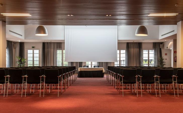 Monsacro Lounge Blau Hotel Las Caldas Asturias Monsacro Lounge Blau Hotel Las Caldas Asturias