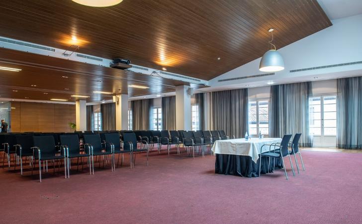 Monsacro Lounge Blau Hotel Las Caldas Asturias Monsacro Lounge Blau Hotel Las Caldas Asturias