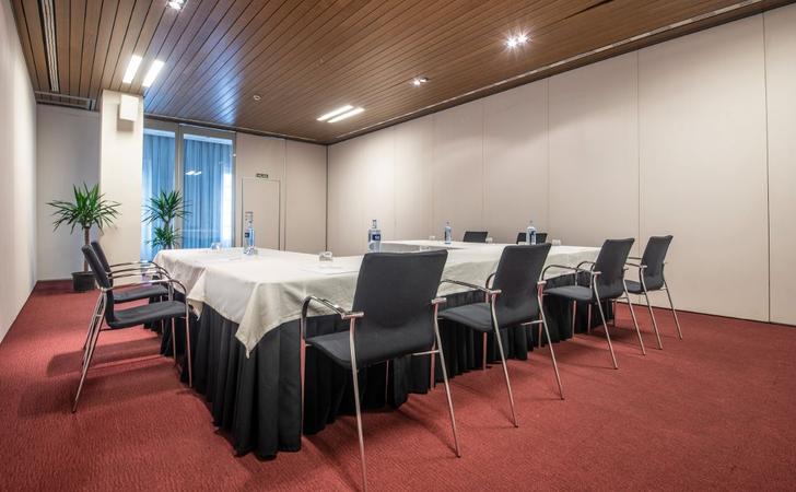 Monsacro Lounge Blau Hotel Las Caldas Asturias Monsacro Lounge Blau Hotel Las Caldas Asturias